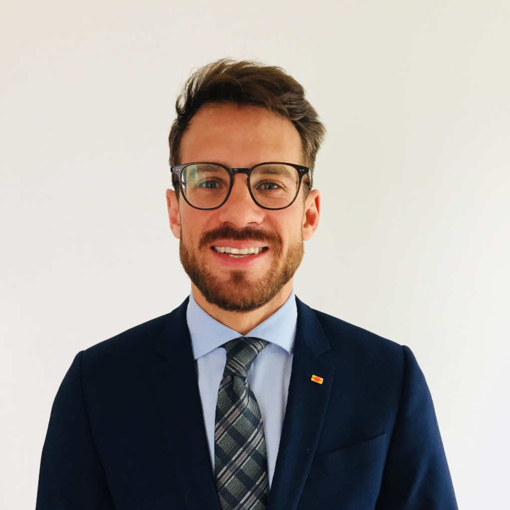 Herr Florian Eberl .