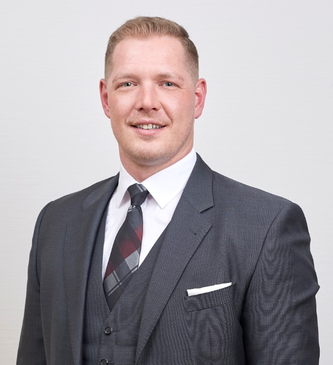 Herr Christoph Schöllhammer { Leads von BD Gutbrod an Schöllhammer weiterleiten)