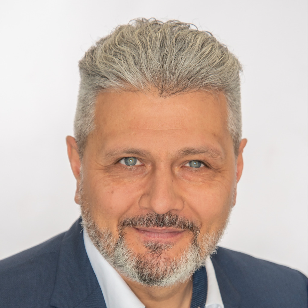 Herr Wassili Armoutzidis .