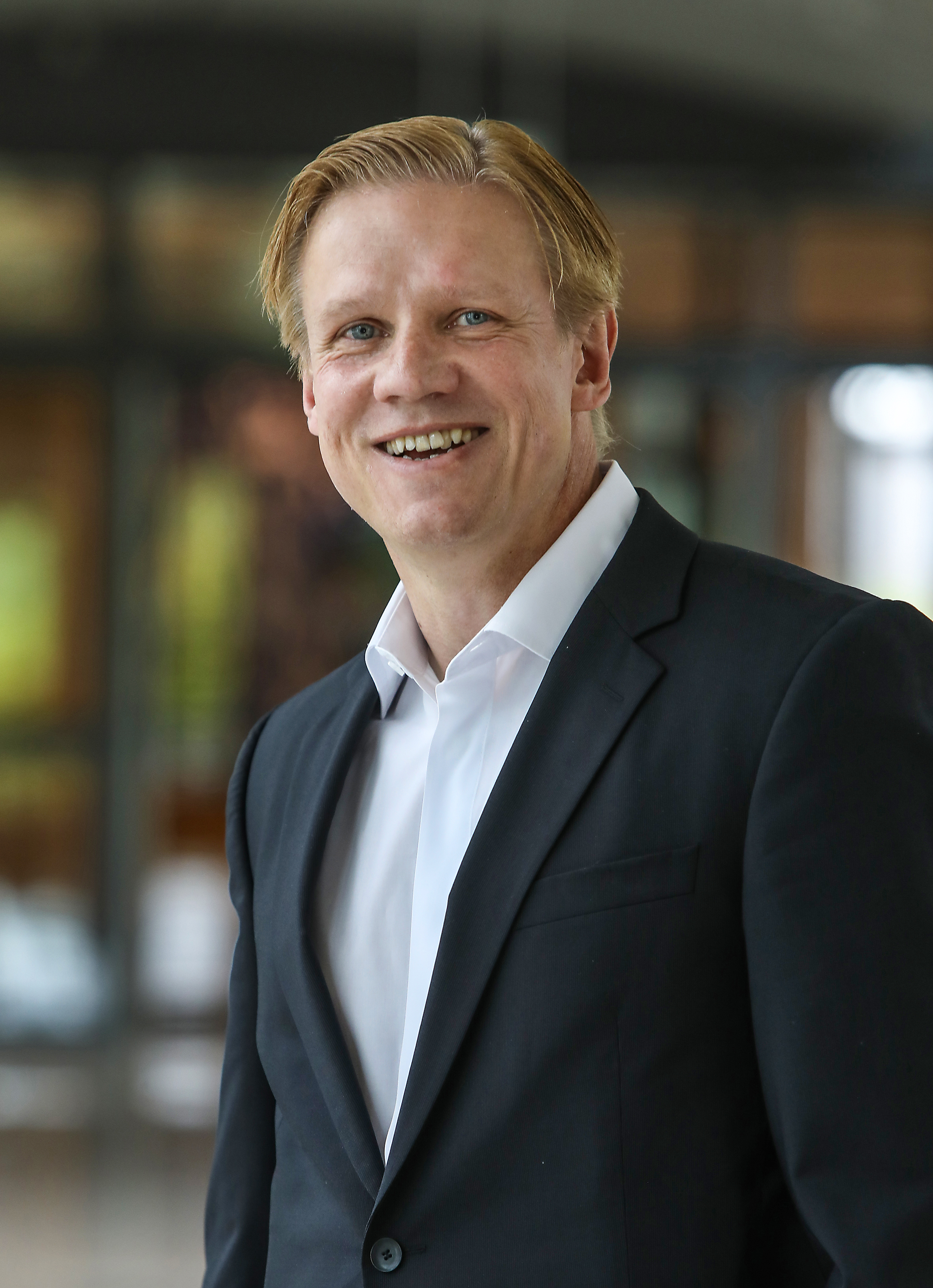 Herr Jörg Klein .